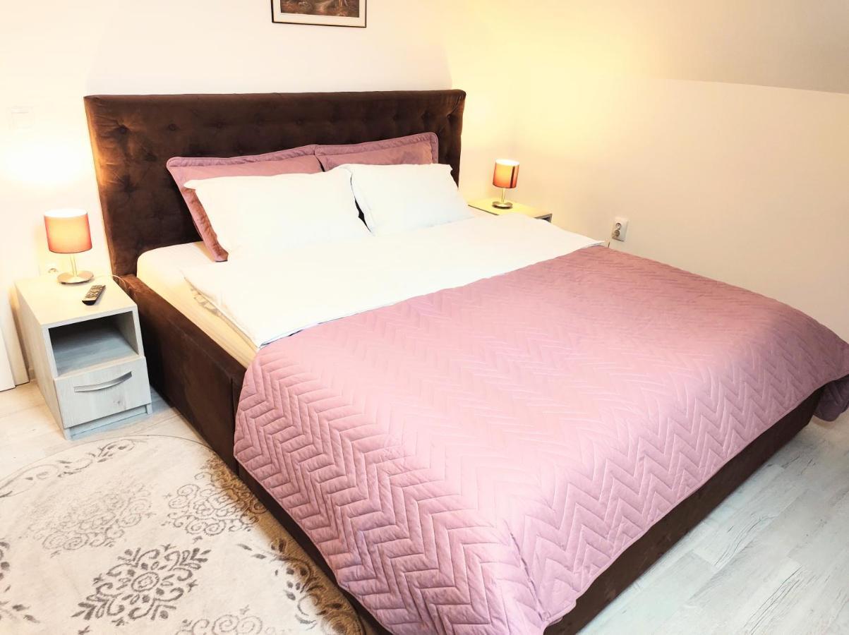 Simona Apartament Palas Mall ยาช ภายนอก รูปภาพ